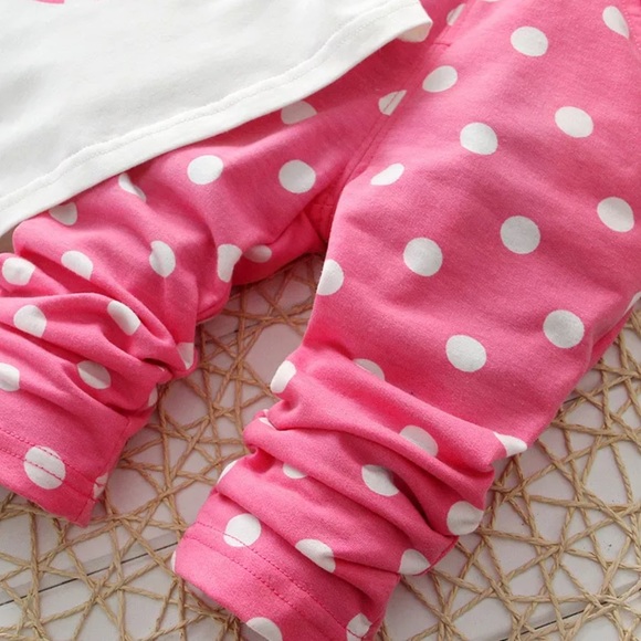 NWT Minnie Mouse 2PC outfit - Picture 6 of 8